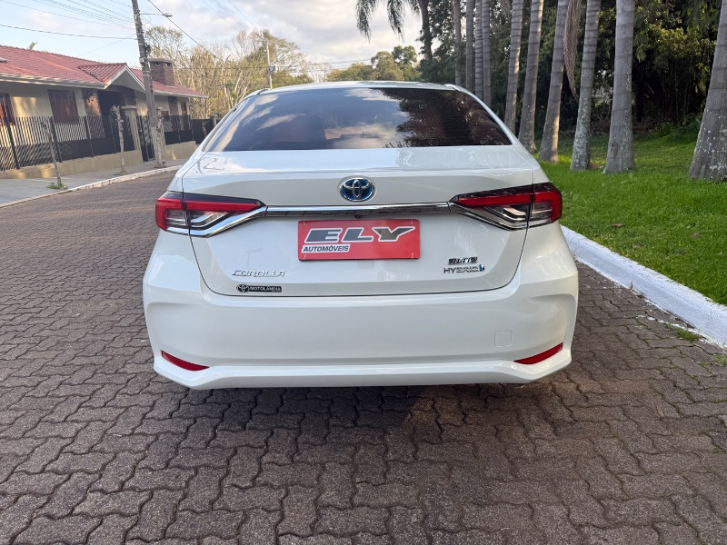 TOYOTA COROLLA 1.8 ALTIS PREMIUM 16V HÍBRIDO 2020/2020 ELY AUTOMÓVEIS LAJEADO / Carros no Vale