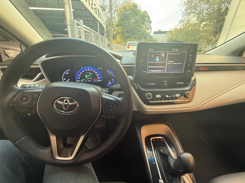 TOYOTA COROLLA 1.8 ALTIS PREMIUM 16V HÍBRIDO 2020/2020 ELY AUTOMÓVEIS LAJEADO / Carros no Vale