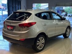 HYUNDAI IX 35 IX35 2.0 16V FLEX 4P AUTOMÁTICO 2015/2015 JM AUTOMÓVEIS VENÂNCIO AIRES / Carros no Vale
