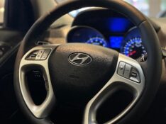 HYUNDAI IX 35 IX35 2.0 16V FLEX 4P AUTOMÁTICO 2015/2015 JM AUTOMÓVEIS VENÂNCIO AIRES / Carros no Vale