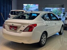 NISSAN VERSA 1.6 16V FLEX SL 4P MANUAL 2014/2014 JM AUTOMÓVEIS VENÂNCIO AIRES / Carros no Vale