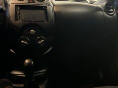 NISSAN VERSA 1.6 16V FLEX SL 4P MANUAL 2014/2014 JM AUTOMÓVEIS VENÂNCIO AIRES / Carros no Vale