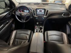 CHEVROLET EQUINOX 2.0 TURBO PREMIER 2019/2019 LUCAS AUTOMÓVEIS BOM RETIRO DO SUL / Carros no Vale