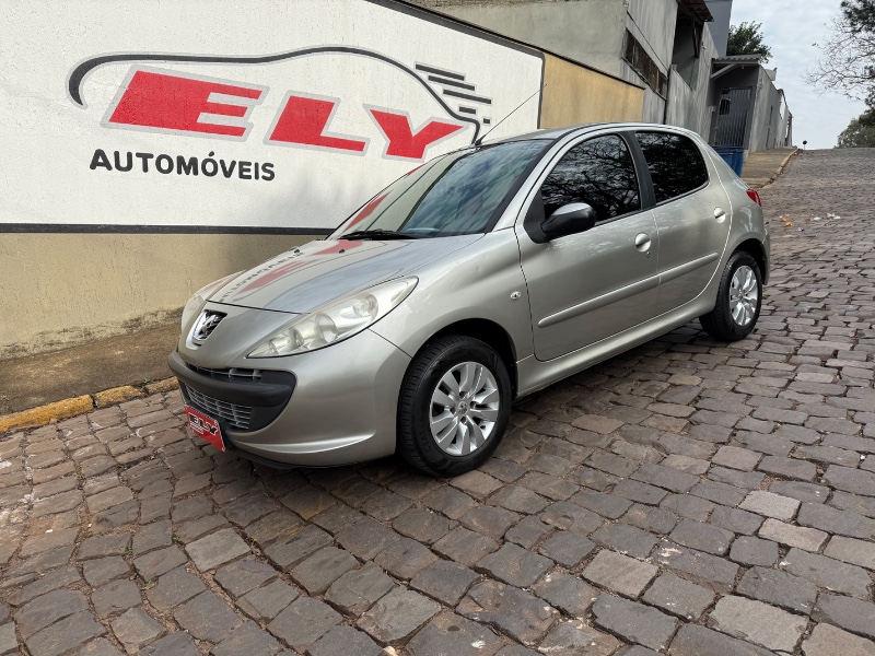 PEUGEOT 207 1.4 XR 8V 2011/2011 ELY AUTOMÓVEIS LAJEADO / Carros no Vale