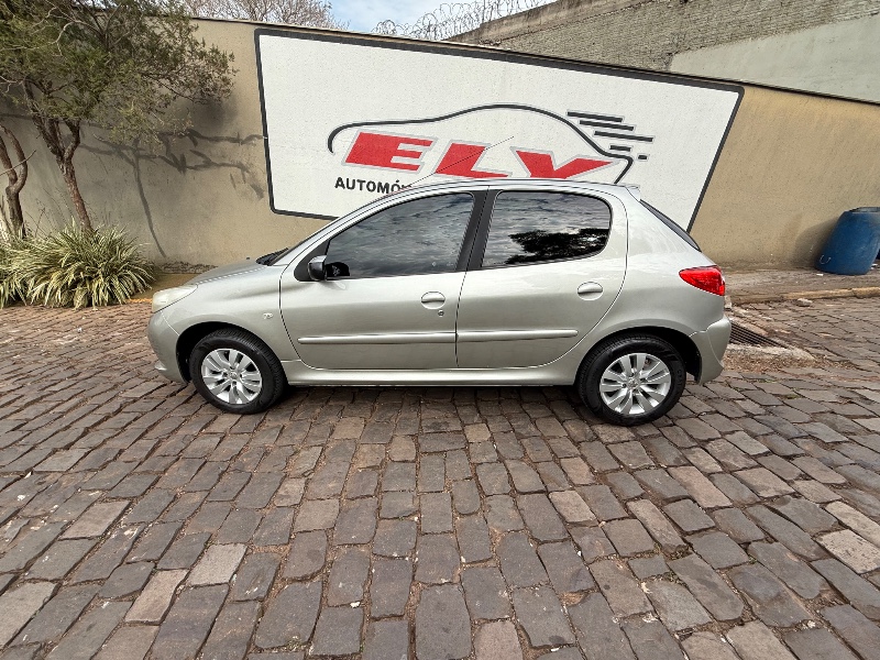 PEUGEOT 207 1.4 XR 8V 2011/2011 ELY AUTOMÓVEIS LAJEADO / Carros no Vale