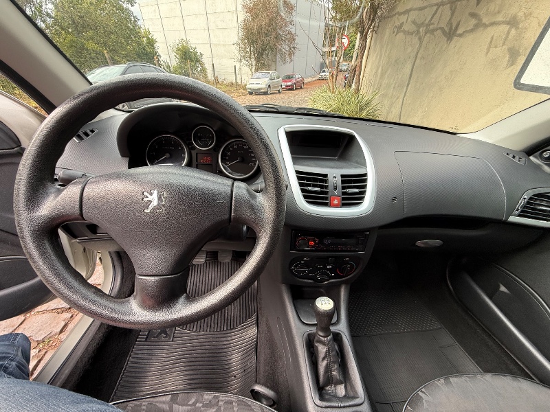 PEUGEOT 207 1.4 XR 8V 2011/2011 ELY AUTOMÓVEIS LAJEADO / Carros no Vale