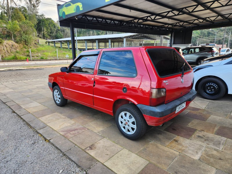 FIAT UNO MILLE ECONOMY 1.0 2011/2012 TS VEÍCULOS ANTA GORDA / Carros no Vale