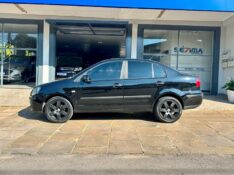 VOLKSWAGEN POLO SEDAN 1.6 8V 2007/2007 SÉTIMA VEÍCULOS GUAPORÉ / Carros no Vale