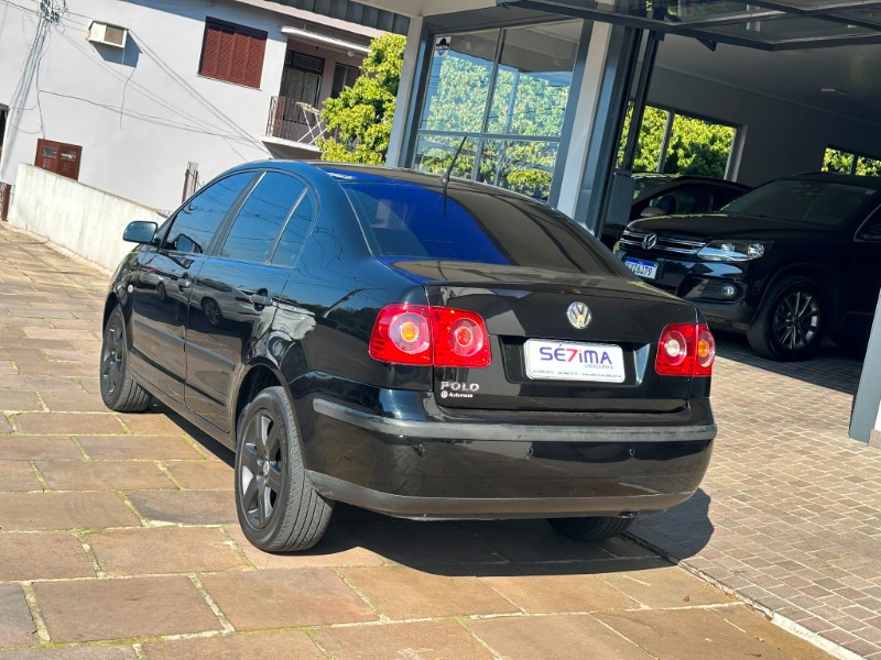 VOLKSWAGEN POLO SEDAN 1.6 8V 2007/2007 SÉTIMA VEÍCULOS GUAPORÉ / Carros no Vale