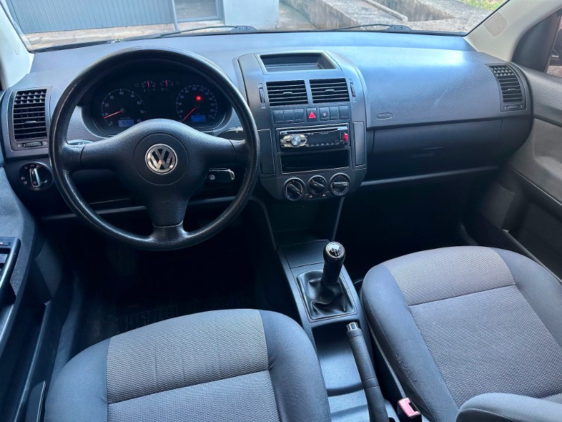 VOLKSWAGEN POLO SEDAN 1.6 8V 2007/2007 SÉTIMA VEÍCULOS GUAPORÉ / Carros no Vale