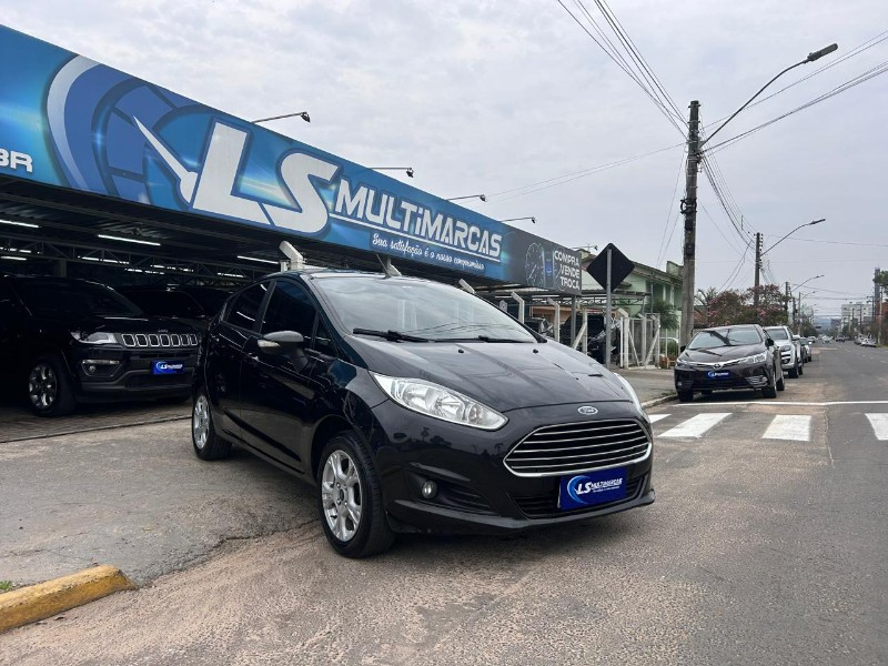 FORD FIESTA 1.6 16V FLEX AUT. 5P 2014/2014 LS MULTIMARCAS VENÂNCIO AIRES / Carros no Vale