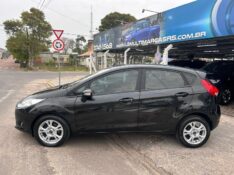 FORD FIESTA 1.6 16V FLEX AUT. 5P 2014/2014 LS MULTIMARCAS VENÂNCIO AIRES / Carros no Vale