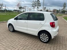 VOLKSWAGEN FOX 1.6 MI I-MOTION 8V 2014/2014 NEURI VEÍCULOS LAJEADO / Carros no Vale