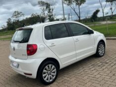 VOLKSWAGEN FOX 1.6 MI I-MOTION 8V 2014/2014 NEURI VEÍCULOS LAJEADO / Carros no Vale