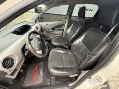 TOYOTA ETIOS 1.5 XLS 2013/2013 ELY AUTOMÓVEIS LAJEADO / Carros no Vale