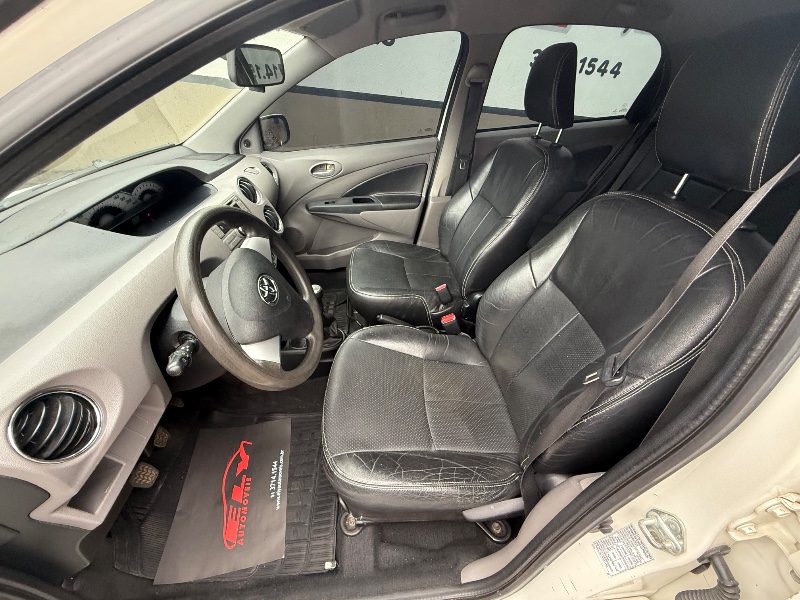 TOYOTA ETIOS 1.5 XLS 2013/2013 ELY AUTOMÓVEIS LAJEADO / Carros no Vale