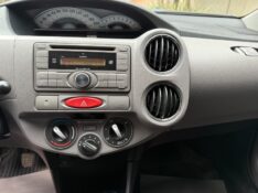 TOYOTA ETIOS 1.5 XLS 2013/2013 ELY AUTOMÓVEIS LAJEADO / Carros no Vale