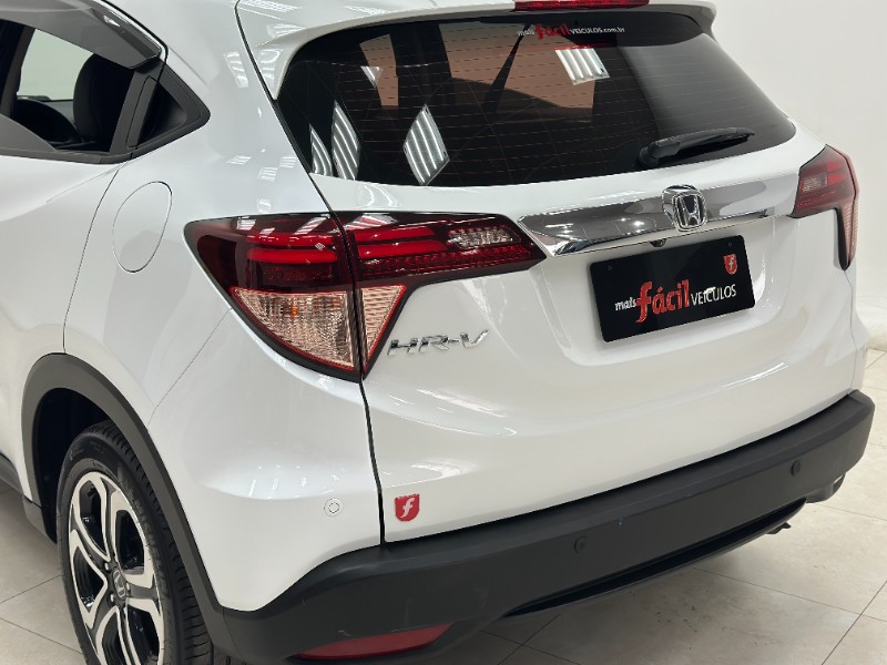 HONDA HR-V 1.8 16V FLEX TOURING 4P AUTOMÁTICO 2018/2018 MAIS FÁCIL VEÍCULOS SANTA CRUZ DO SUL / Carros no Vale