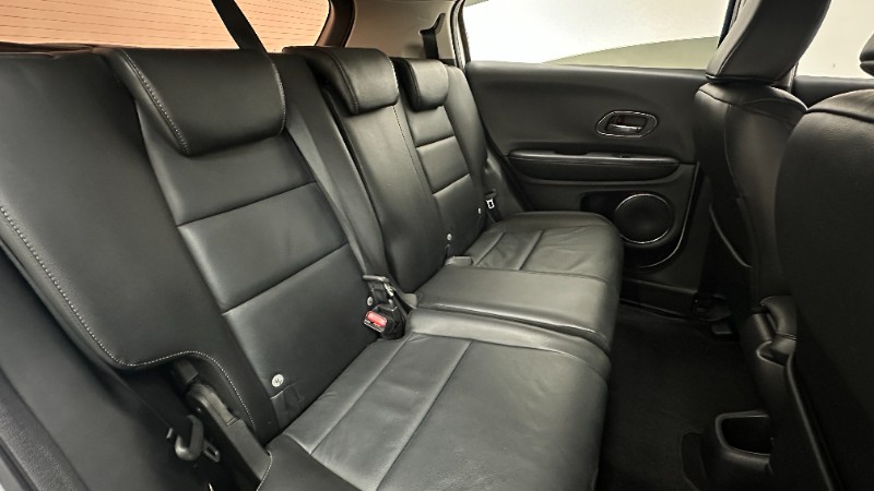 HONDA HR-V 1.8 16V FLEX TOURING 4P AUTOMÁTICO 2018/2018 MAIS FÁCIL VEÍCULOS SANTA CRUZ DO SUL / Carros no Vale