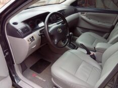 TOYOTA COROLLA XEI 1.8 2004/2005 ALTERNATIVA VEÍCULOS LAJEADO / Carros no Vale