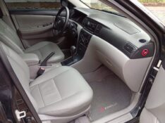 TOYOTA COROLLA XEI 1.8 2004/2005 ALTERNATIVA VEÍCULOS LAJEADO / Carros no Vale
