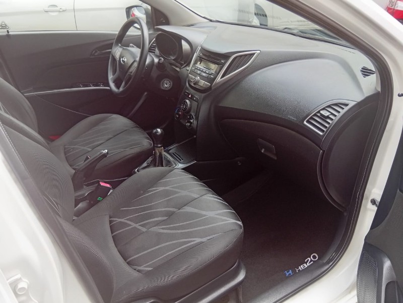 HYUNDAI HB20 1.0 - 2013