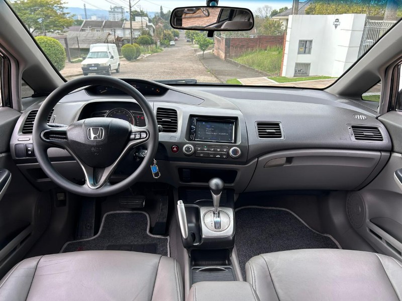 HONDA CIVIC LXS 1.8 16V FLEX AUTOMATICO 2009/2009 LS MULTIMARCAS VENÂNCIO AIRES / Carros no Vale