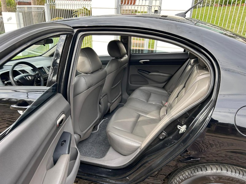 HONDA CIVIC LXS 1.8 16V FLEX AUTOMATICO 2009/2009 LS MULTIMARCAS VENÂNCIO AIRES / Carros no Vale