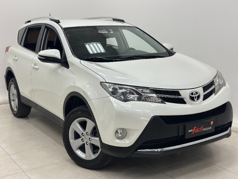 TOYOTA RAV-4 2.0 4X4 16V AUT. 2014/2014 MAIS FÁCIL VEÍCULOS SANTA CRUZ DO SUL / Carros no Vale