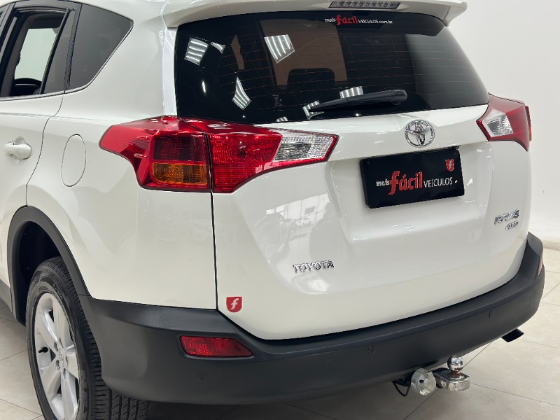 TOYOTA RAV-4 2.0 4X4 16V AUT. 2014/2014 MAIS FÁCIL VEÍCULOS SANTA CRUZ DO SUL / Carros no Vale