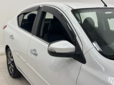 NISSAN VERSA UNIQUE 1.6 16V FLEXSTART 4P AUT. 2016/2017 MAIS FÁCIL VEÍCULOS SANTA CRUZ DO SUL / Carros no Vale