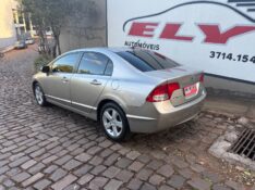 HONDA CIVIC 1.8 LXS 16V FLEX 4P AUTOMÁTICO 2008/2008 ELY AUTOMÓVEIS LAJEADO / Carros no Vale