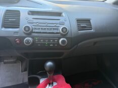 HONDA CIVIC 1.8 LXS 16V FLEX 4P AUTOMÁTICO 2008/2008 ELY AUTOMÓVEIS LAJEADO / Carros no Vale