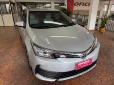 TOYOTA COROLLA 1.8 GLI 2018/2018 RIGAUTO VEÍCULOS VENÂNCIO AIRES / Carros no Vale