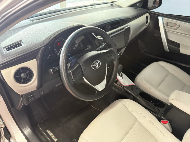 TOYOTA COROLLA 1.8 GLI 2018/2018 RIGAUTO VEÍCULOS VENÂNCIO AIRES / Carros no Vale