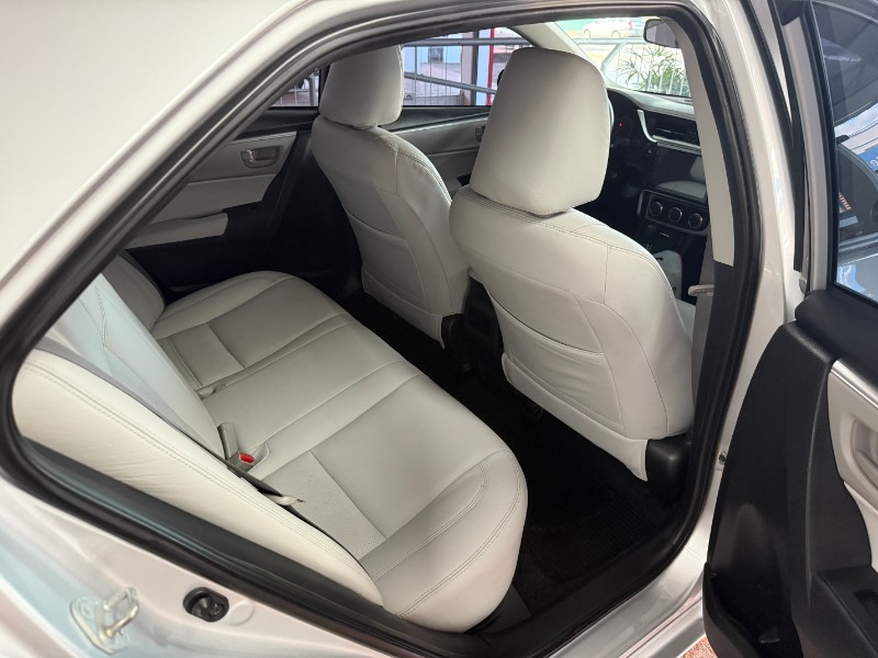 TOYOTA COROLLA 1.8 GLI 2018/2018 RIGAUTO VEÍCULOS VENÂNCIO AIRES / Carros no Vale