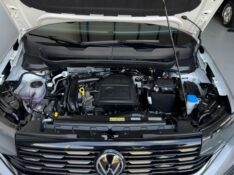 VOLKSWAGEN T-CROSS 1.0 200 TSI COMFORTLINE /2024 IDEAL VEÍCULOS LAJEADO / Carros no Vale