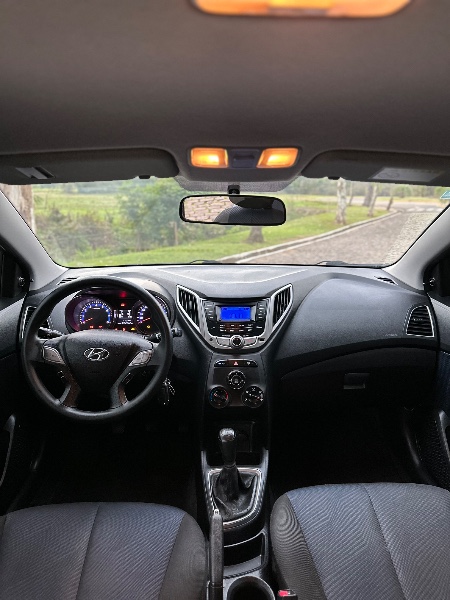 HYUNDAI HB20S 1.6 2014/2014 BRS VEÍCULOS BOM RETIRO DO SUL / Carros no Vale