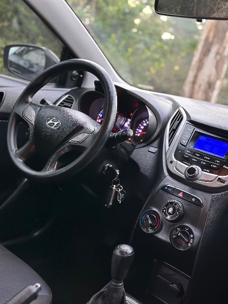HYUNDAI HB20S 1.6 2014/2014 BRS VEÍCULOS BOM RETIRO DO SUL / Carros no Vale