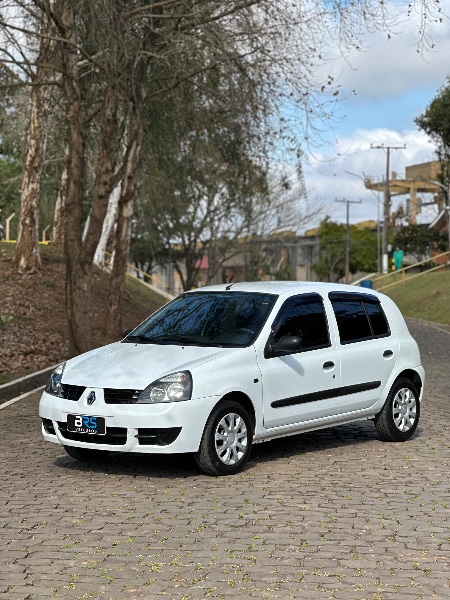 RENAULT CLIO HATCH CLIO 1.0 CAMPUS 16V FLEX 4P MANUAL 2012/2012 BRS VEÍCULOS BOM RETIRO DO SUL / Carros no Vale