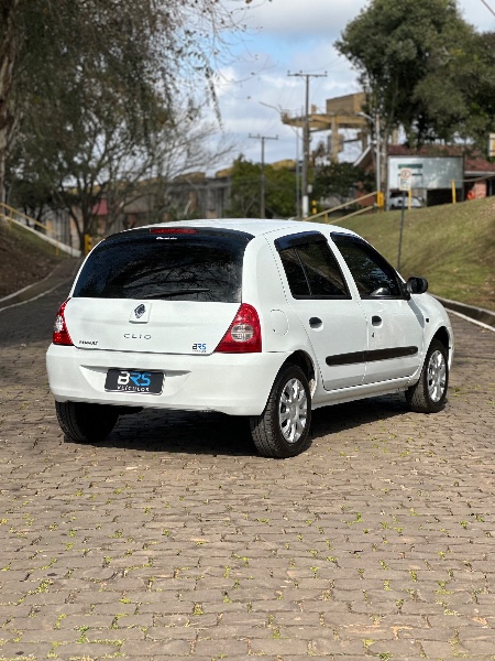 RENAULT CLIO HATCH CLIO 1.0 CAMPUS 16V FLEX 4P MANUAL 2012/2012 BRS VEÍCULOS BOM RETIRO DO SUL / Carros no Vale