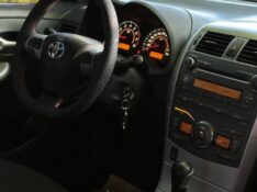 TOYOTA COROLLA 2.0 XRS 16V FLEX 4P AUTOMÁTICO 2012/2013 BRS VEÍCULOS BOM RETIRO DO SUL / Carros no Vale