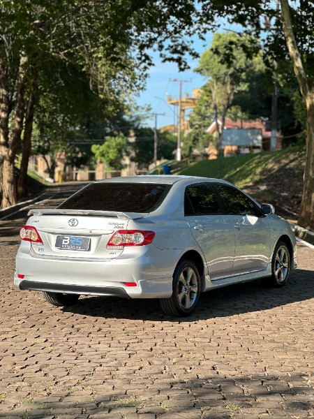 TOYOTA COROLLA 2.0 XRS 16V FLEX 4P AUTOMÁTICO 2012/2013 BRS VEÍCULOS BOM RETIRO DO SUL / Carros no Vale