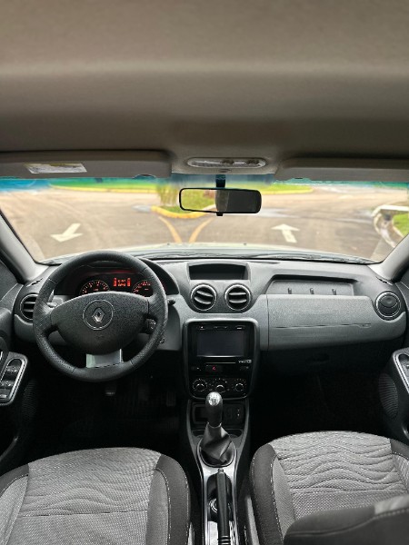 RENAULT DUSTER DYNAMIQUE 1.6 FLEX 16V MEC. 2014/2015 BRS VEÍCULOS BOM RETIRO DO SUL / Carros no Vale