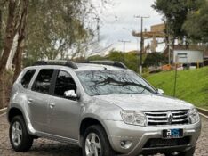 RENAULT DUSTER DYNAMIQUE 1.6 FLEX 16V MEC. 2014/2015 BRS VEÍCULOS BOM RETIRO DO SUL / Carros no Vale