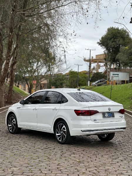 VOLKSWAGEN VIRTUS 1.0 200 TSI HIGHLINE AUTOMÁTICO 2018/2019 BRS VEÍCULOS BOM RETIRO DO SUL / Carros no Vale