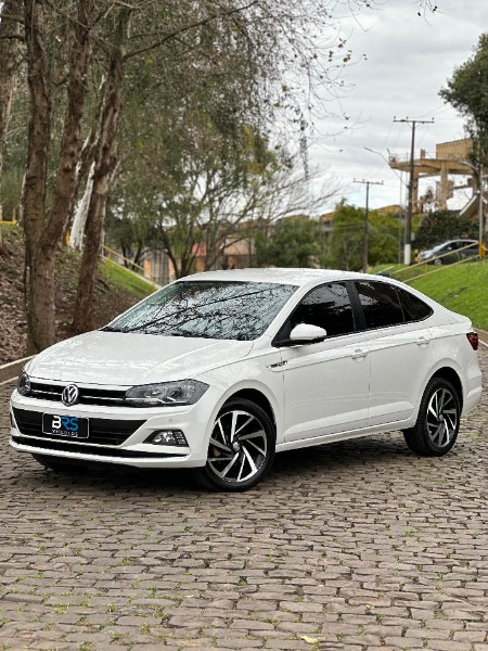 VOLKSWAGEN VIRTUS 1.0 200 TSI HIGHLINE AUTOMÁTICO 2018/2019 BRS VEÍCULOS BOM RETIRO DO SUL / Carros no Vale