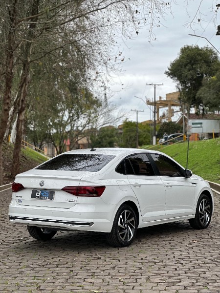 VOLKSWAGEN VIRTUS 1.0 200 TSI HIGHLINE AUTOMÁTICO 2018/2019 BRS VEÍCULOS BOM RETIRO DO SUL / Carros no Vale