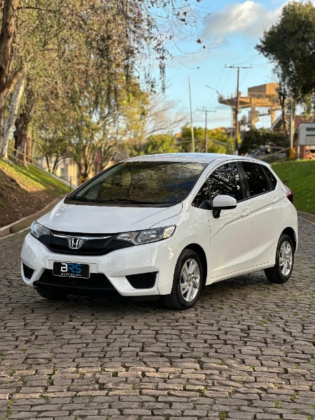 HONDA FIT LX 1.5 CVT 2015/2015 BRS VEÍCULOS BOM RETIRO DO SUL / Carros no Vale