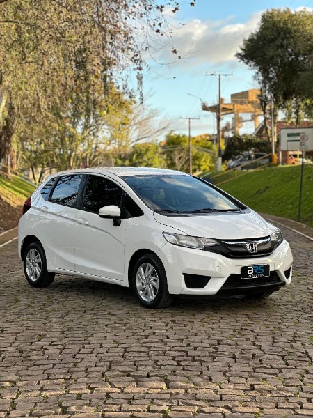 HONDA FIT LX 1.5 CVT 2015/2015 BRS VEÍCULOS BOM RETIRO DO SUL / Carros no Vale